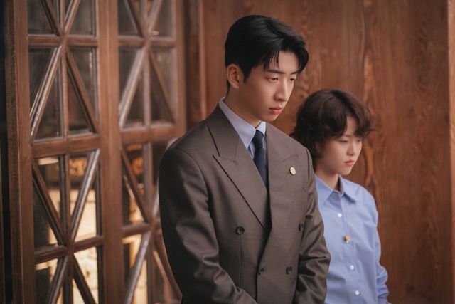 '21세기 대군부인' 유수빈, 이연