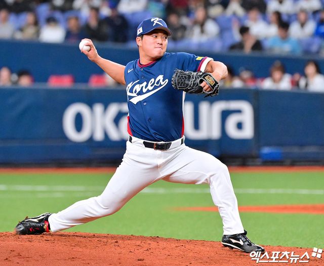 디트로이트 타이거즈 산하 더블A팀 이리 시울브스가 9일(한국시간) 구단 공식 사회관계망서비스(SNS)를 통해 고우석이 트리플A팀인 톨레도 머드헨스로 승격됐다고 발표했다. 고우석은 지난달 9일 트리플A에서 더블A로 강등된 이후 8경기 13⅔이닝 2세이브 평균자책점 0.66으로 무력시위를 펼쳤다. 엑스포츠뉴스 DB