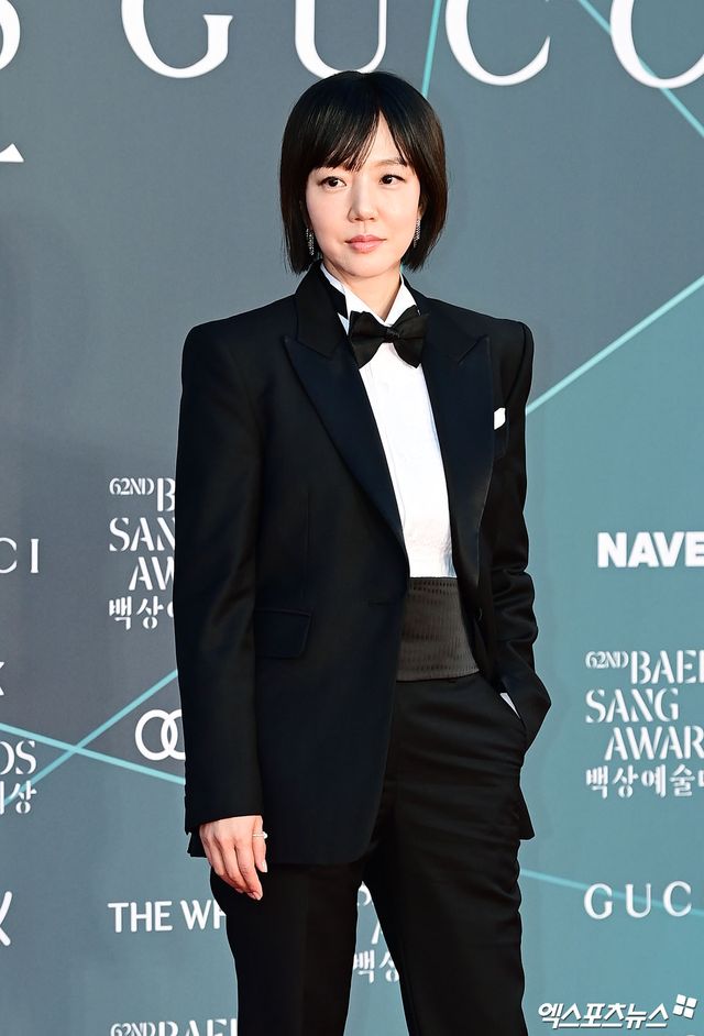 임수정, 여전한 동안 미모