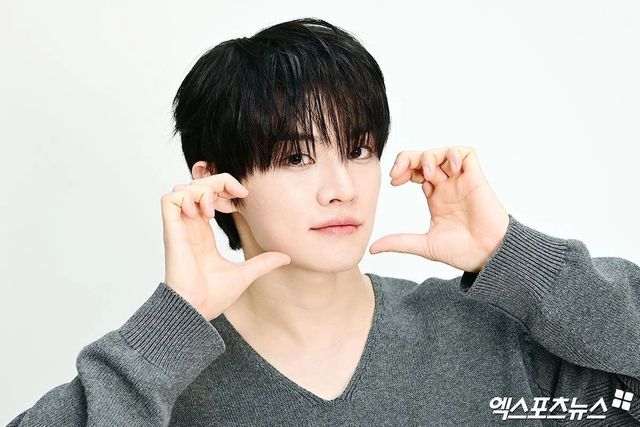 전민욱
