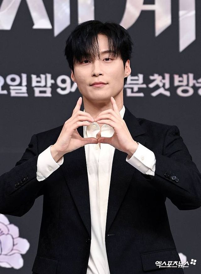 배우 허남준