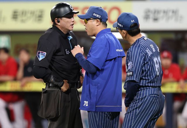 박진만 감독이 이끄는 삼성 라이온즈가 14일 대구 삼성 라이온즈파크에서 열린 2026 신한 SOL KBO리그 SSG 랜더스와의 팀 간 8차전에서 10-8 역전승을 거뒀다. 2연승과 함께 주말 3연전 위닝 시리즈에 성공했다. 사진 삼성 라이온즈