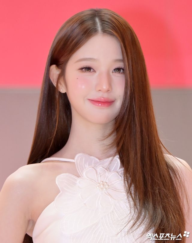 장원영 