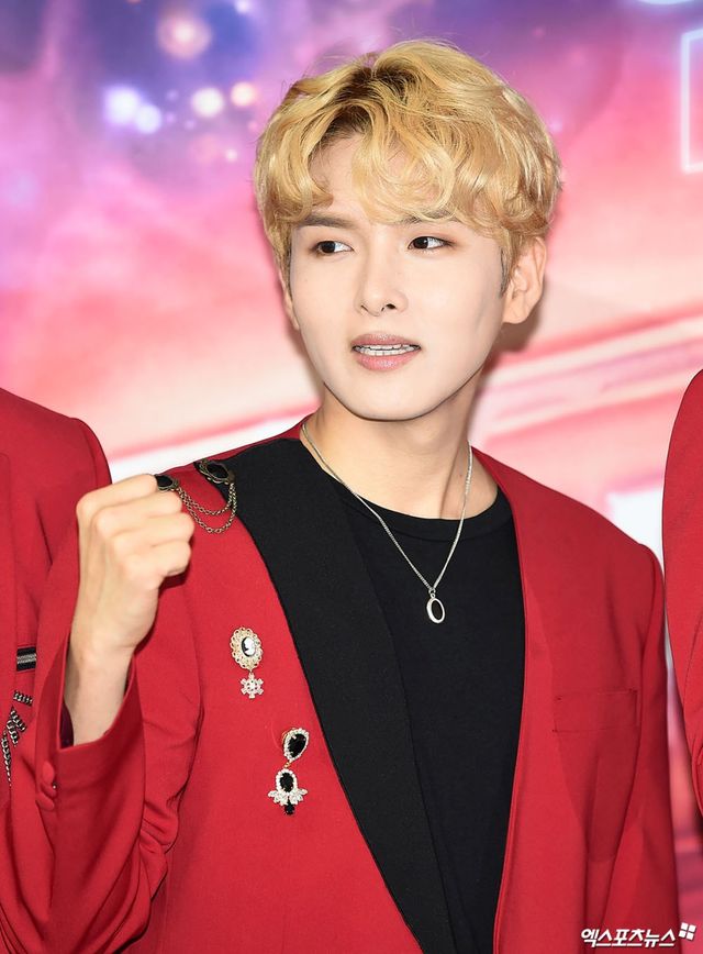 슈퍼주니어 려욱.