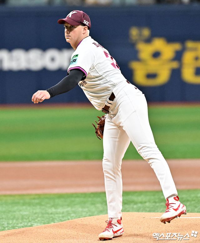 지난 22일 허벅지 부상으로 1군 엔트리에서 말소된 키움 히어로즈 단기 대체 외국인 선수 케니 로젠버그. 사진 엑스포츠뉴스 DB