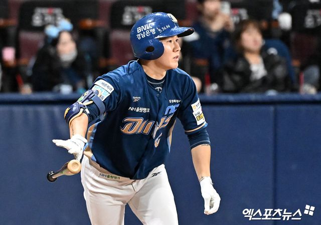 NC 다이노스 캡틴 박민우가 4일 대구 삼성라이온즈파크에서 열린 2026 신한 SOL KBO리그 삼성과의 팀 간 9차전에서 솔로 홈런 포함 멀티 히트를 기록, 팀 연승을 이끌었다. 사진 엑스포츠뉴스 DB