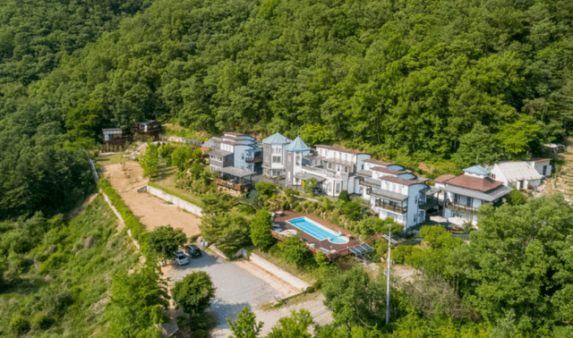 라스뗄라펜션 외관