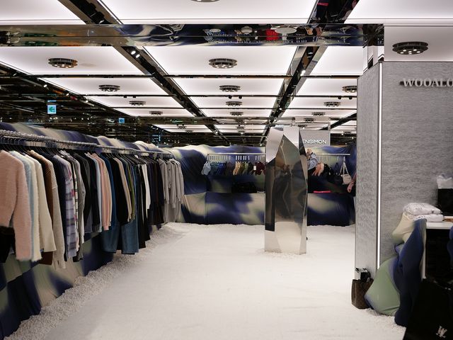 /사진=우알롱(WOOALONG)