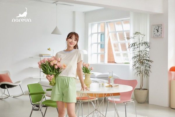 나른의 세번째 룩북 'Colors in Nareun'의 일부컷/사진=나른