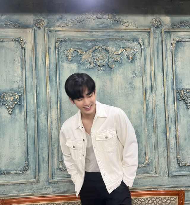 /사진=김수현 인스타그램