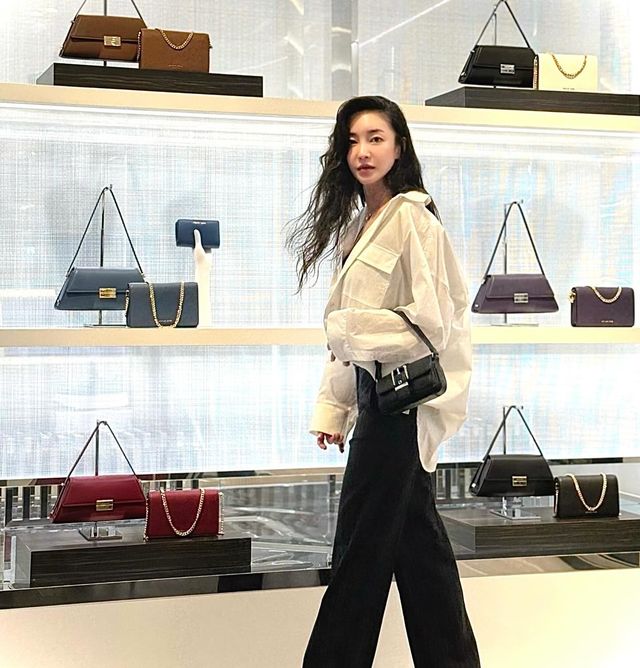 /사진=김윤지 인스타그램