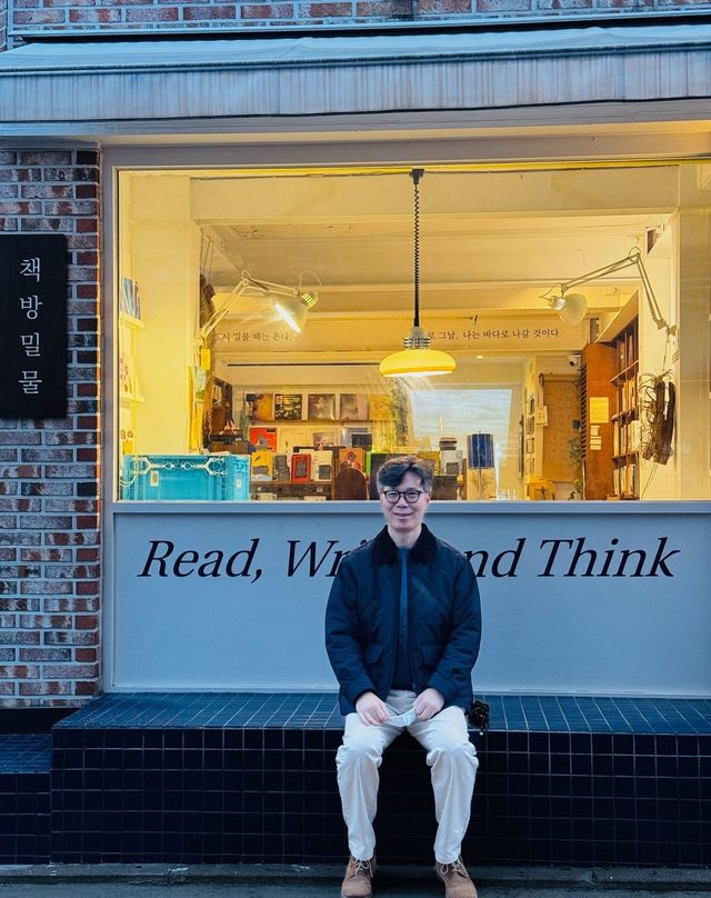 /사진=김영하 인스타그램