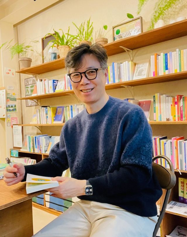 /사진=김영하 인스타그램