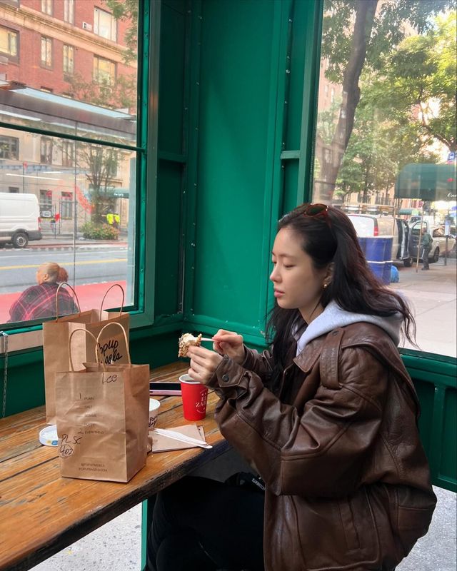 /사진=손나은 인스타그램