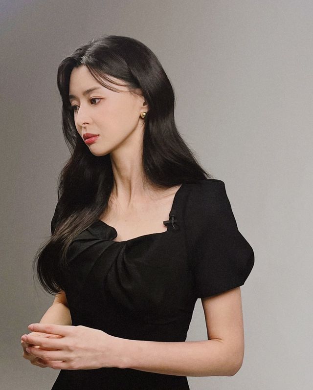 /사진=권나라 인스타그램