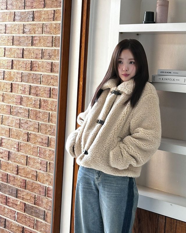 /사진=채수빈 인스타그램