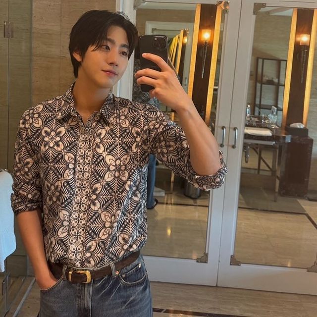 사진=안효섭 인스타그램