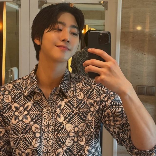 사진=안효섭 인스타그램