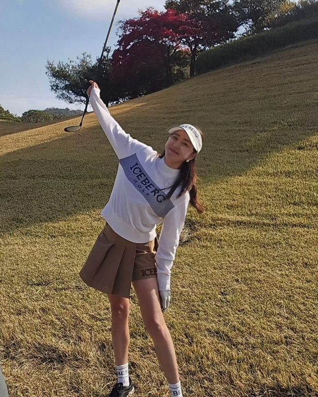이소연, 골프장에서 빛나는 완벽한 가을룩/사진=이소연 인스타그램