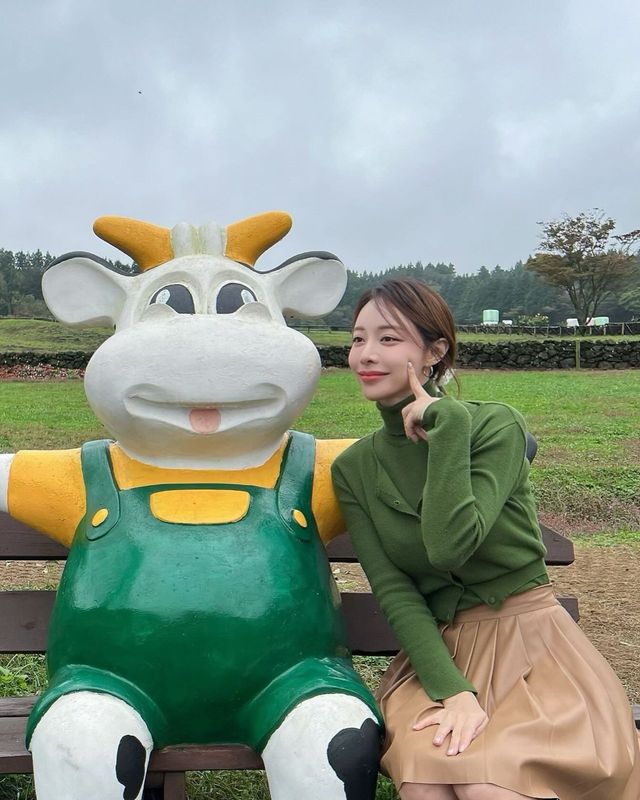 자연과 하나 된 은지의 러블리한 농촌 스타일/사진=브브걸 은지 인스타그램