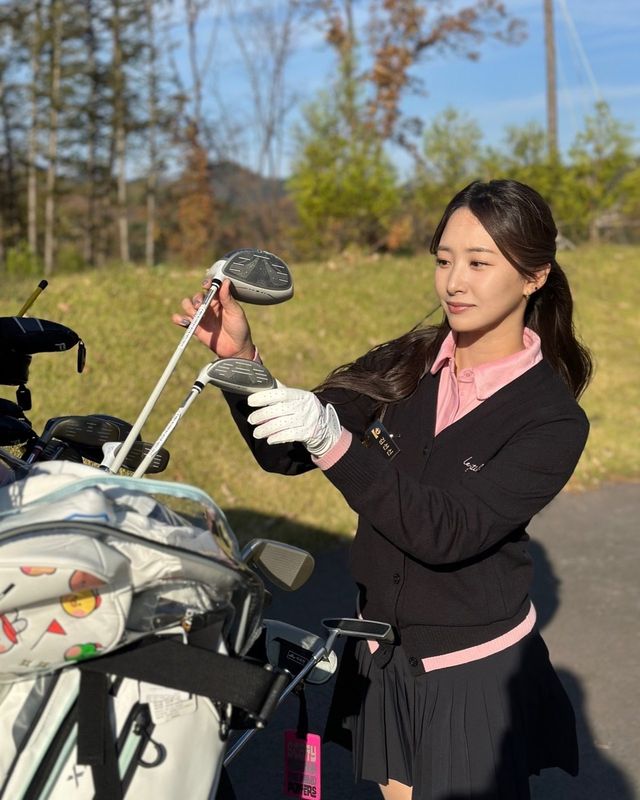 가을 골프장의 여신, 김선신의 세련된 스타일링/사진=김선신 인스타그램