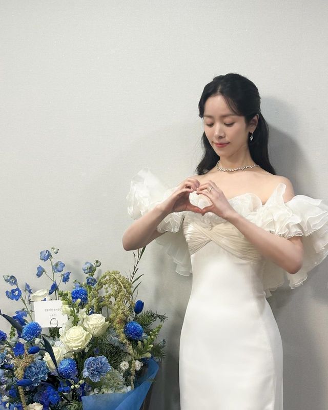 /사진=한지민 인스타그램