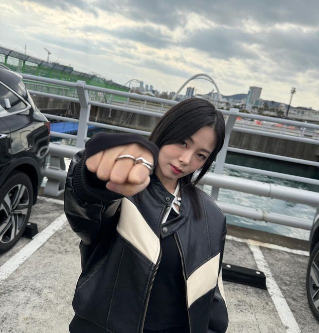 /사진=가수 흰 인스타그램