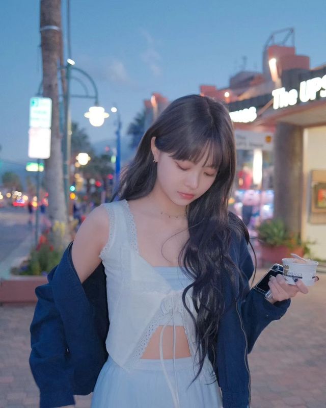 /사진=르세라핌 홍은채 인스타그램