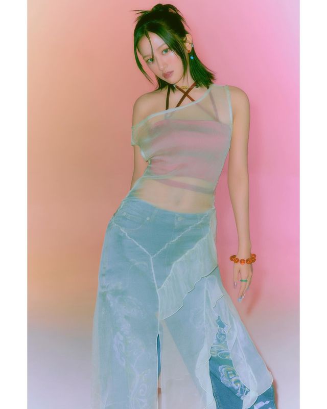 /사진=안유진 인스타그램