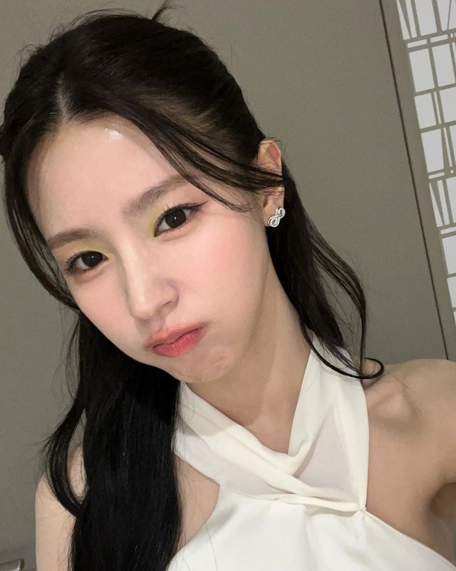 /사진=(여자)아이들 미연 인스타그램