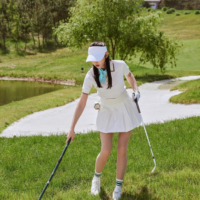 /사진=권나라 인스타그램