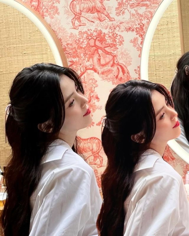 /사진=한소희 인스타그램