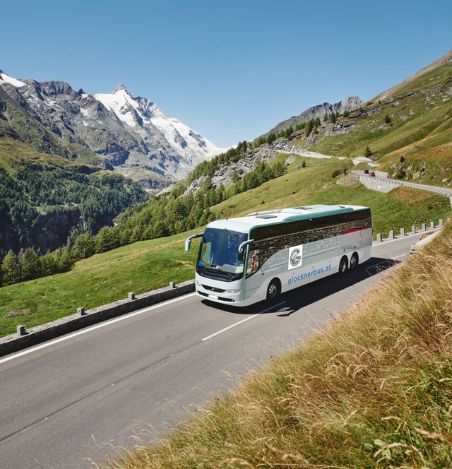 그로스글로크너 일대를 편히 여행할 수 있는 글로크너 버스 ©Grossglockner Hochalpenstrassen AG_Michael Koenigshofer