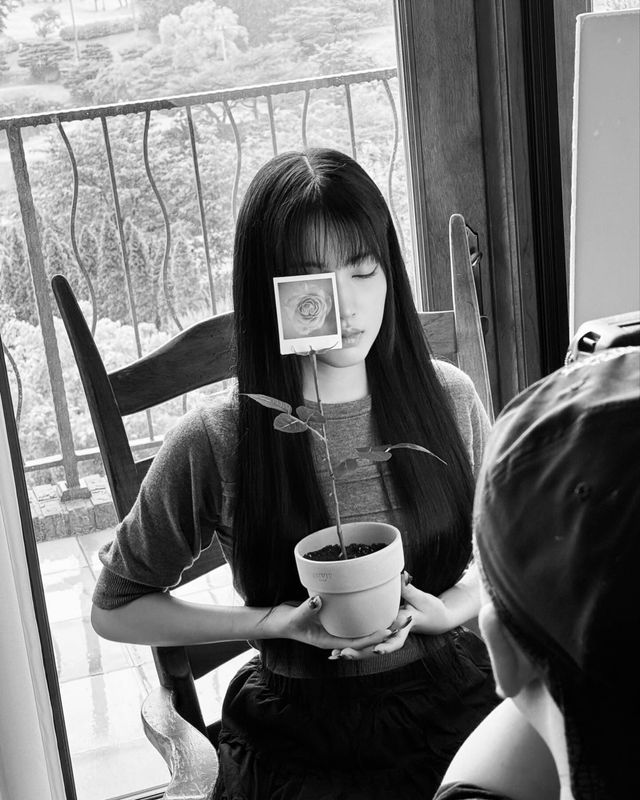 /사진=스테이씨(STAYC) 윤 인스타그램