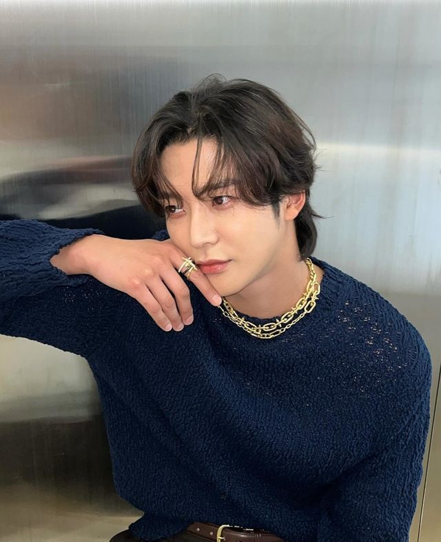 /사진=로운 인스타그램