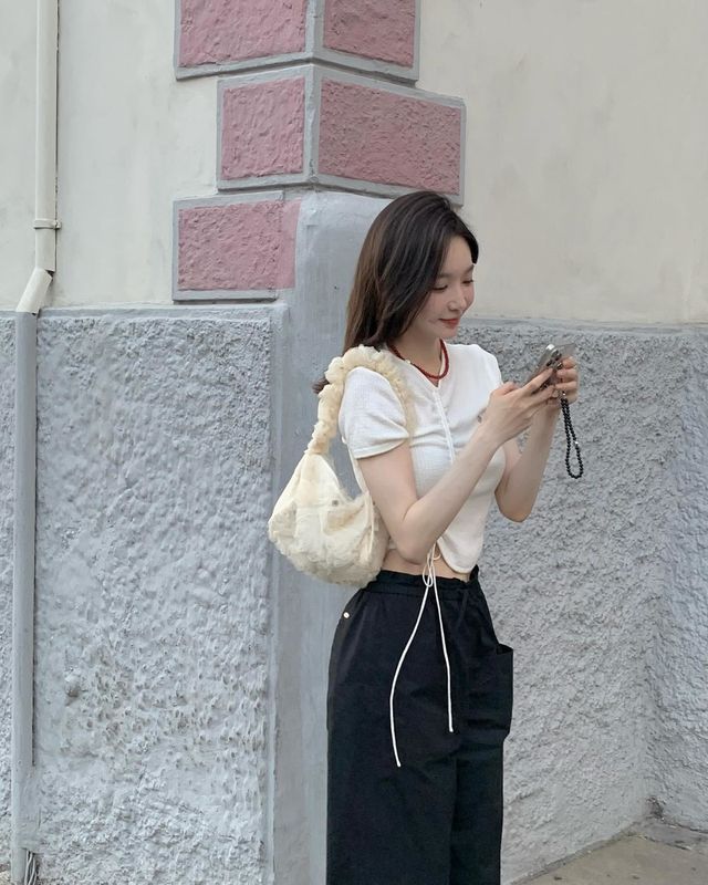 /사진=강민경 인스타그램