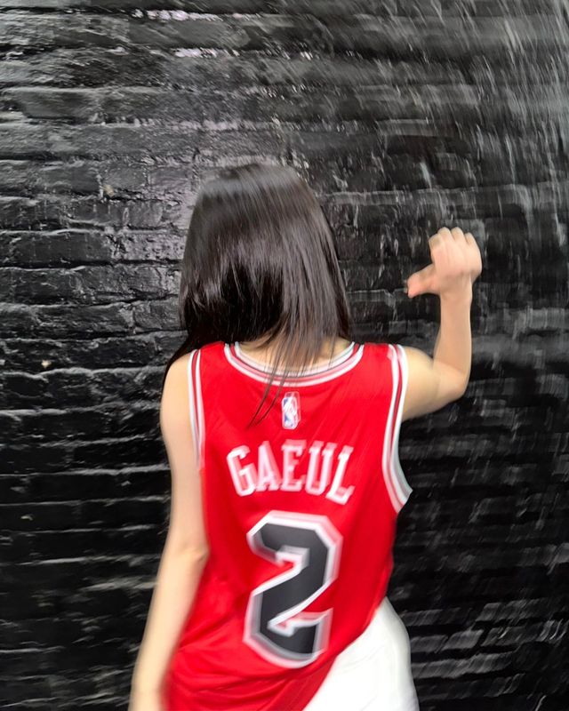 /사진=아이브 가을 인스타그램