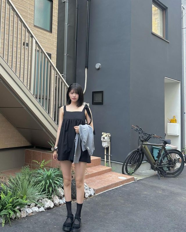 /사진=안유진 인스타그램