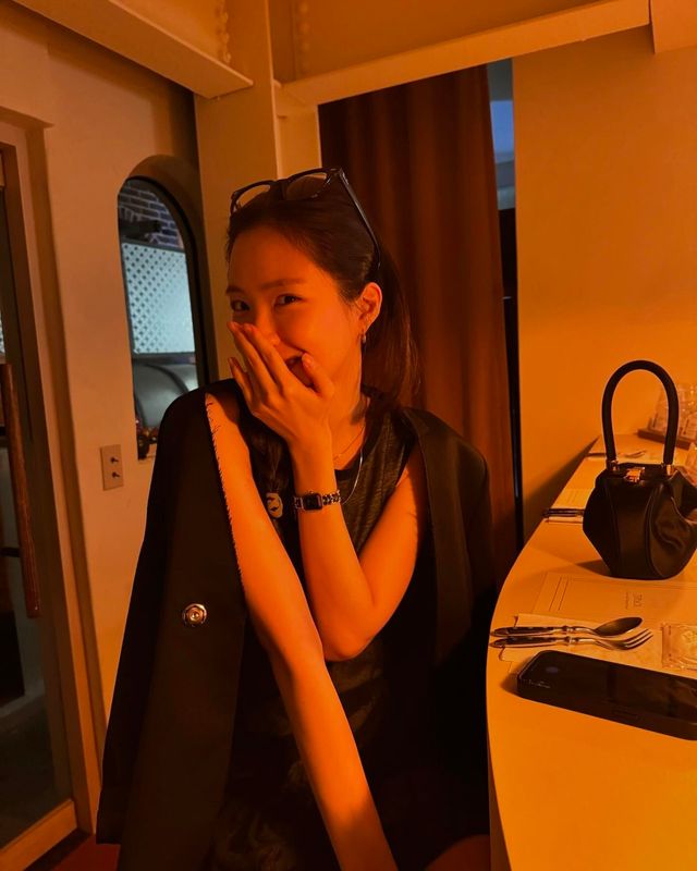 /사진=손나은 인스타그램