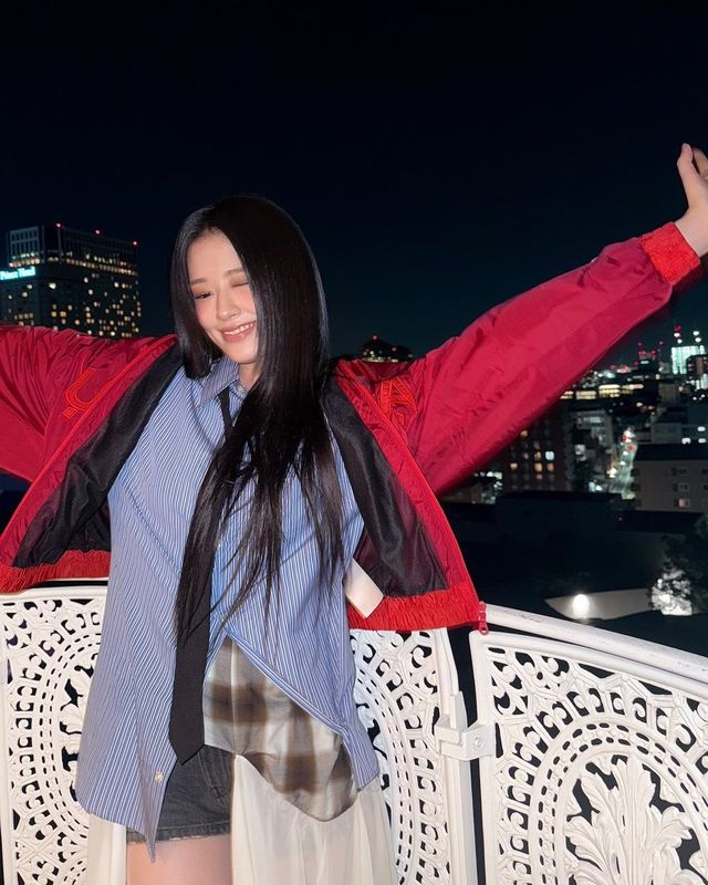 /사진=안유진 인스타그램