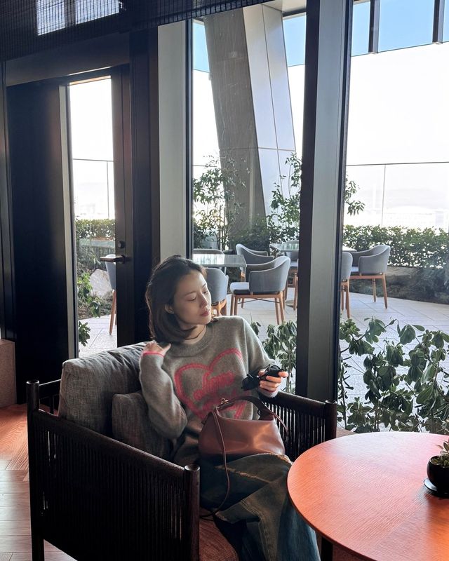 @moonchaewonofficial