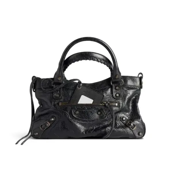 /사진=발렌시아가 제공