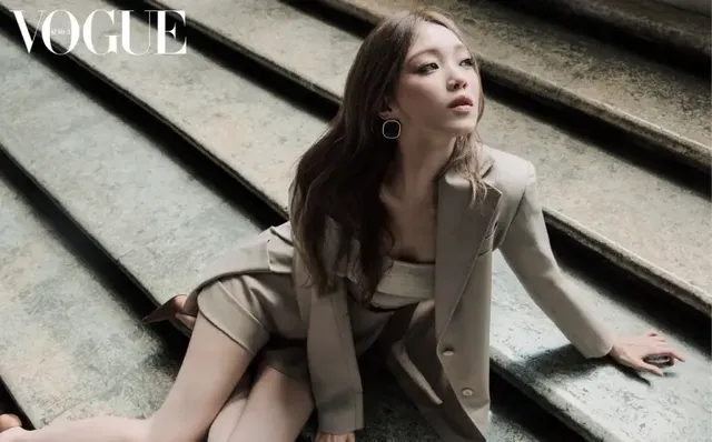 /사진=막스마라, 이성경과 2026 리조트 화보 공개