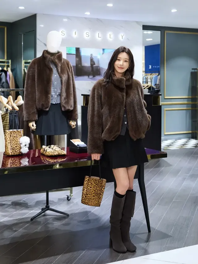 /사진=시슬리, 페이크 퍼 아우터로 겨울 시장 공략 가속화