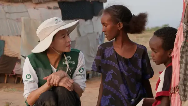 봉사활동 차 케냐를 방문한 배우 예지원/사진=밀알복지재단