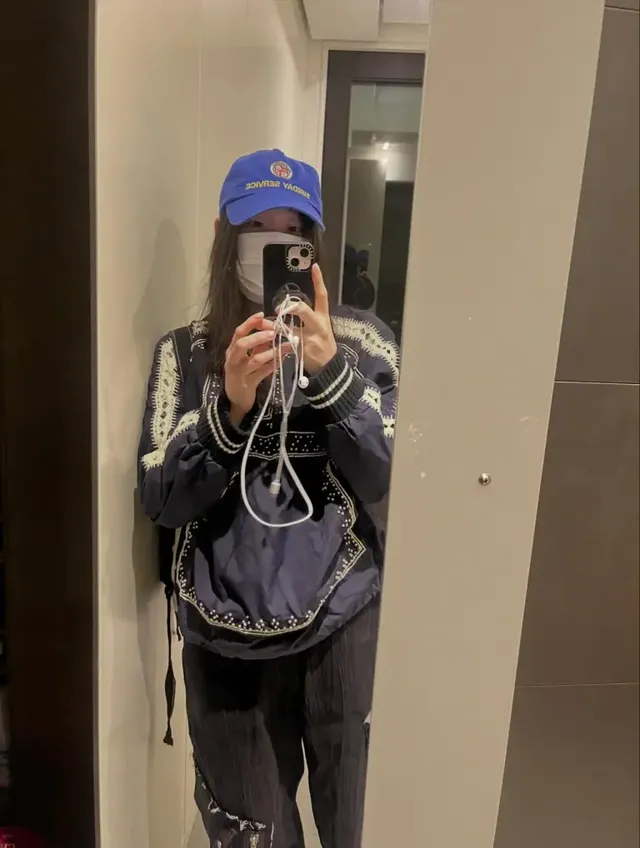 /사진=김민하, 블랙 중심 