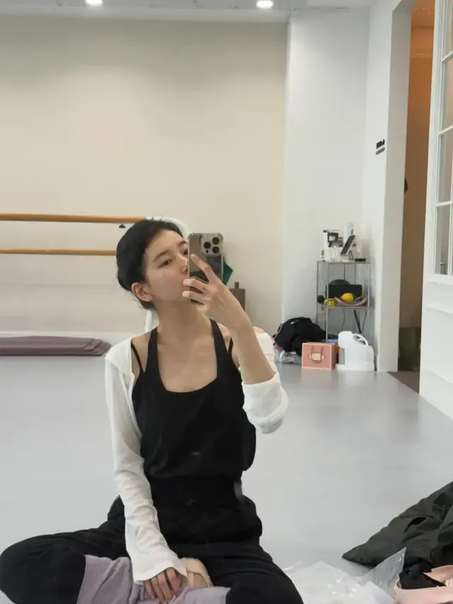 /사진=수지, 발레웨어 화보 통해 겨울 감성 제안