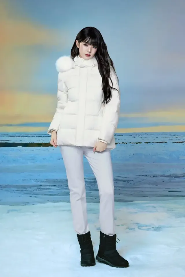 /사진=아이더, 여성용 ‘스칼렛 다운’으로 겨울 패션 제안