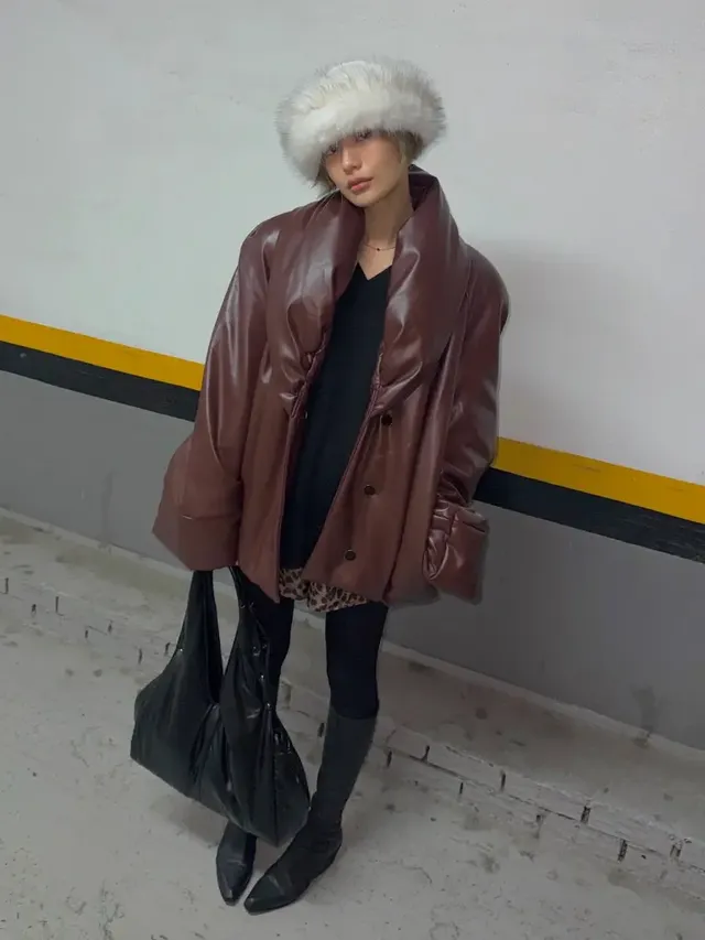 전신 샷에서도 굴욕 없는 완벽한 비율과 세련된 부츠 코디를 선보이는 나나. /사진=나나 인스타그램