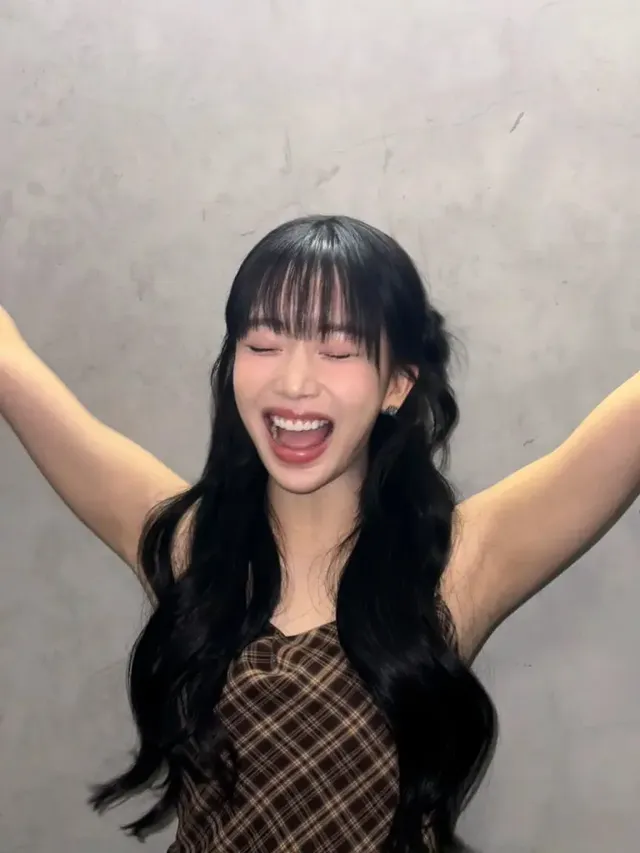 /사진=배수민, 뉴트로 체크 원피스로 겨울 트렌드 선도